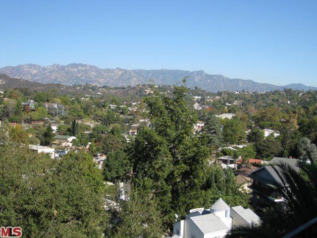 Incredible Eagle Rock Views