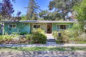 Read more about the article Mid-Century Modern Pool House in Linda Vista area of Pasadena